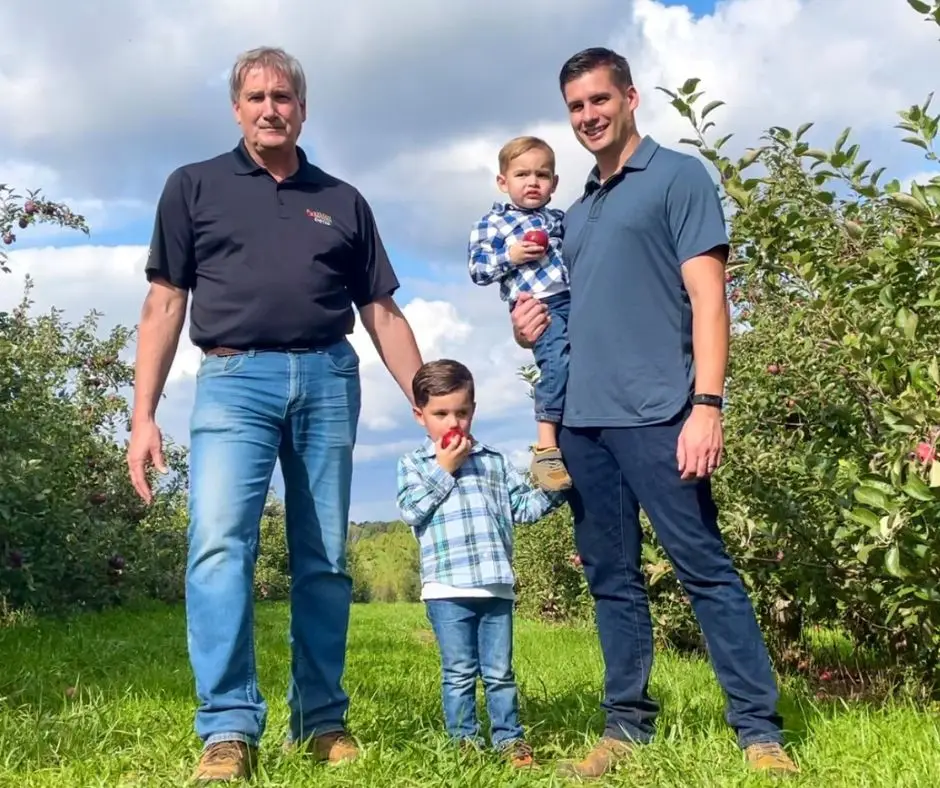 Lyman Orchards Apple Picking